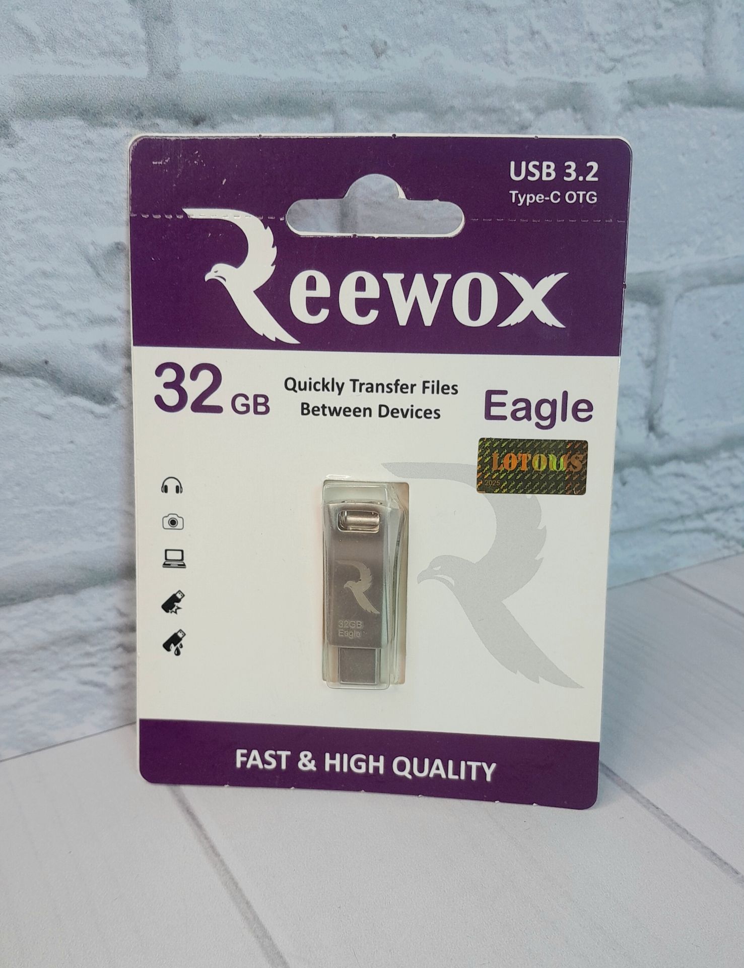 فلش 32 گیگ ریووکس Eagle