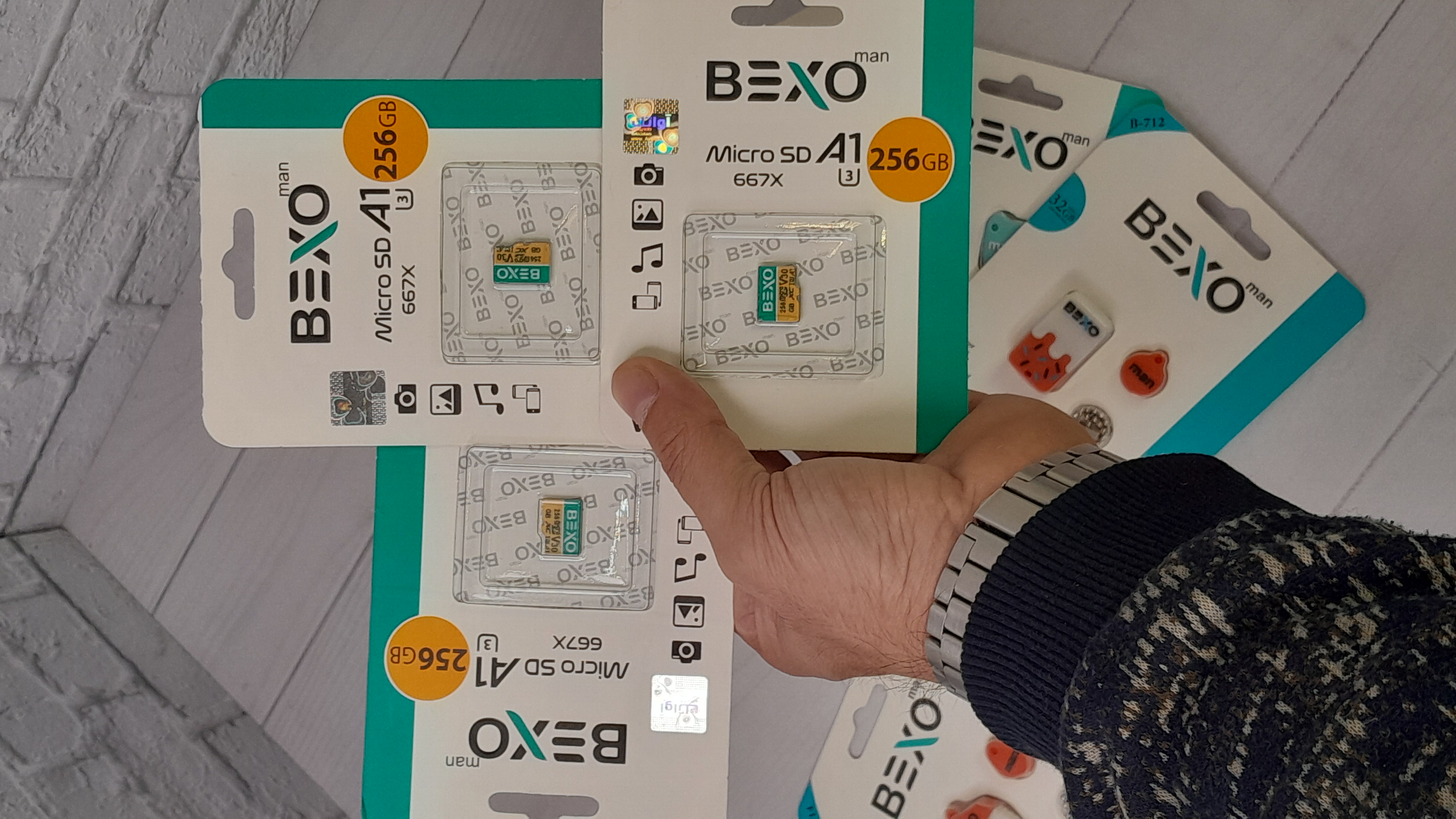 رم مموری 256 گیگابایت  BEXO UHS-IU3 A1 V30